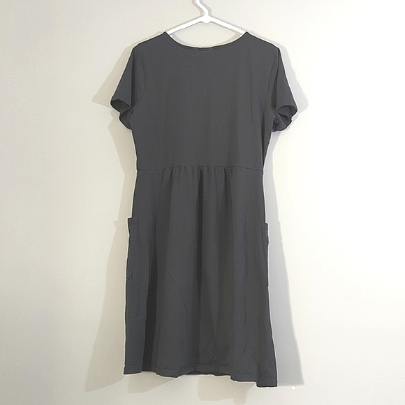 Charcoal Gray Dress With Pockets, Size Large - Picture 5 of 5